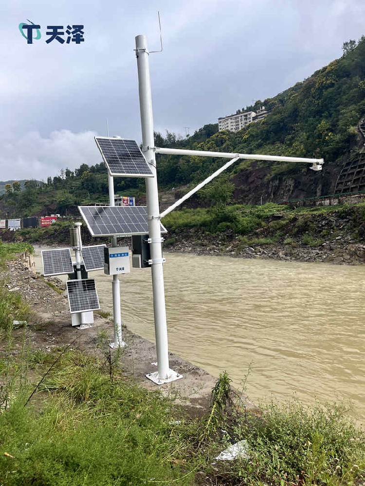 天澤水文監測站和雨量監測站在水庫安裝案例